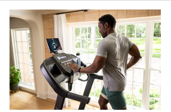 Horizon Fitness 7.0AT Studio Series Treadmill - Image 4