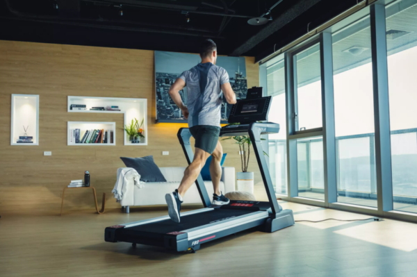 Sole F80 Treadmill - Image 3