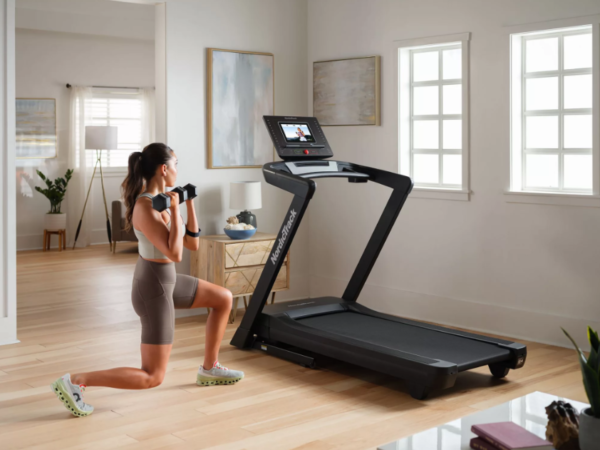 NordicTrack EXP 10i Treadmill - Image 6